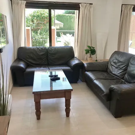 Apartment Beachside 2bed/2bath With Large Patio And Pool