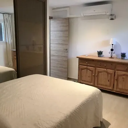 Beachside 2bed/2bath With Large Patio And Pool *
